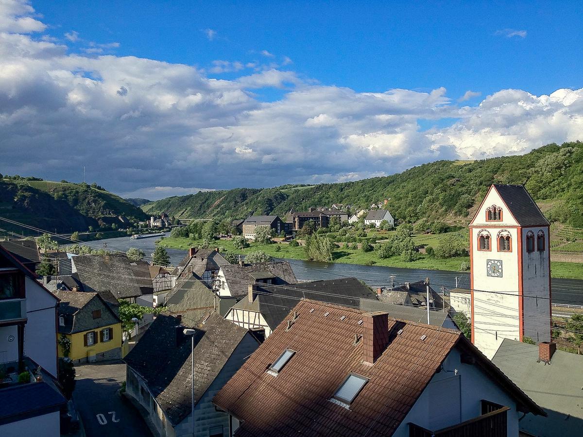 Ferienwohnungen Haus Am Wuerzlaysteig Lehmen Екстериор снимка