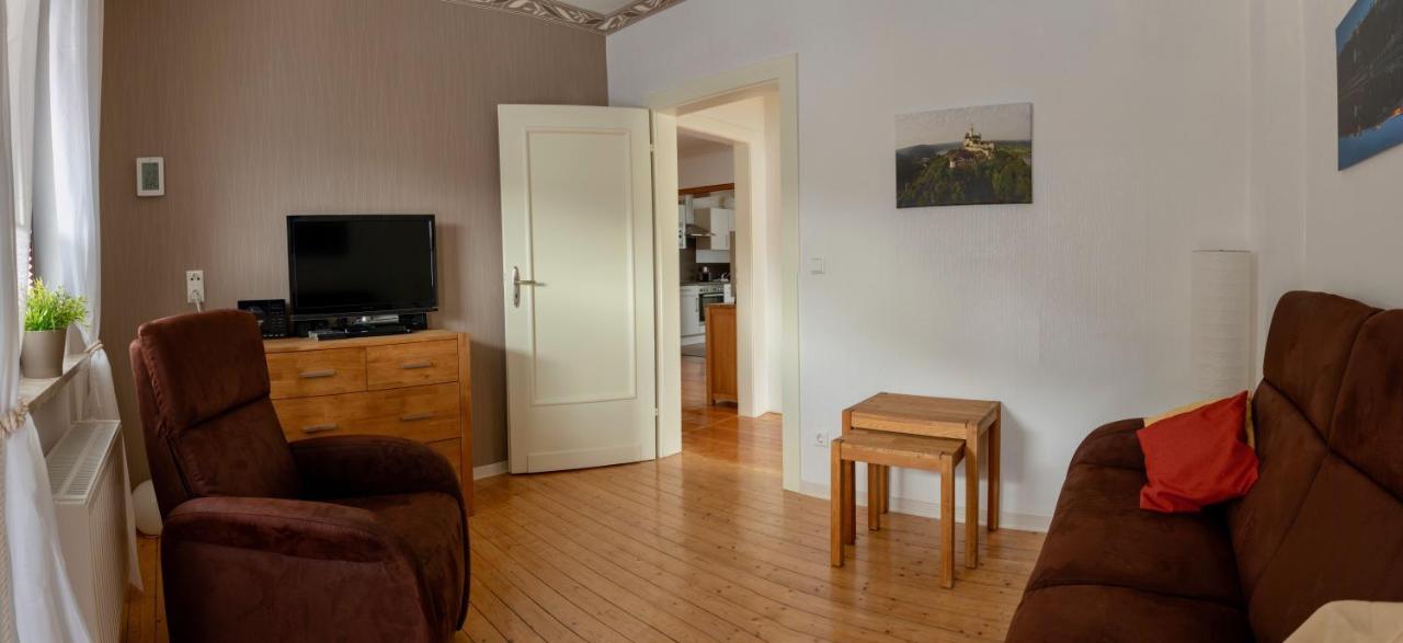 Ferienwohnungen Haus Am Wuerzlaysteig Lehmen Екстериор снимка